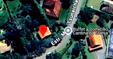 Terreno 1968m² com 2 casas simples, declive leve, desocupado