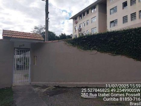 Apartamento térreo com 51m² em condomínio