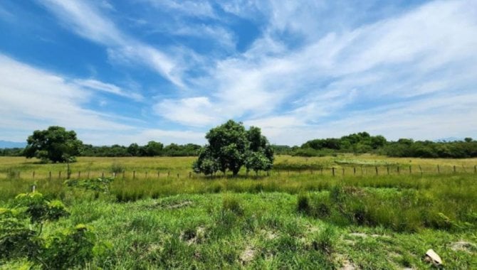 Terreno Rural de 265.932 m² -