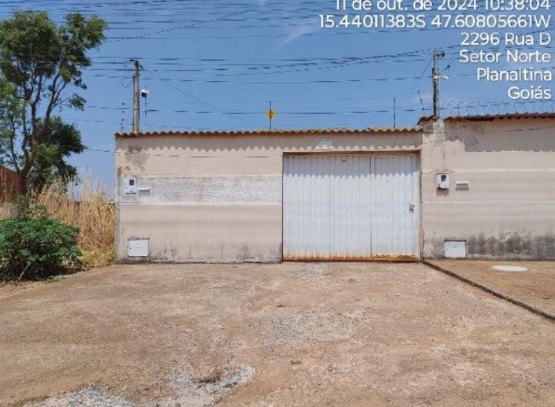 Casa em Planaltina/GO com 2 quartos e 180m² de terreno