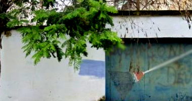 Terreno com edificação deteriorada, 201,60m², desocupado