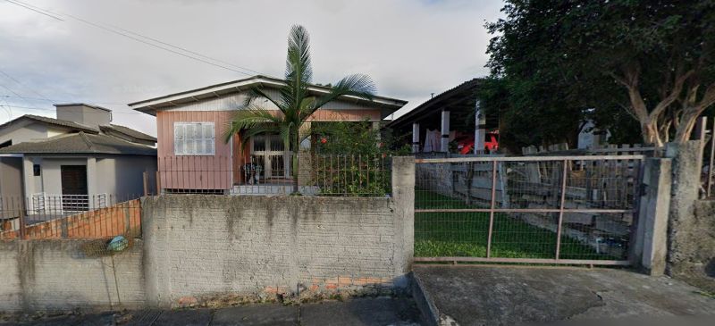 Casa com 376,80m², 2 quartos, 1 banheiro, ocupada