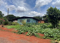 Casa com 70m² e terreno de 800m² em Corbélia/PR