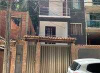 Casa com 136m², 2 quartos, ocupada, ideal para investimento