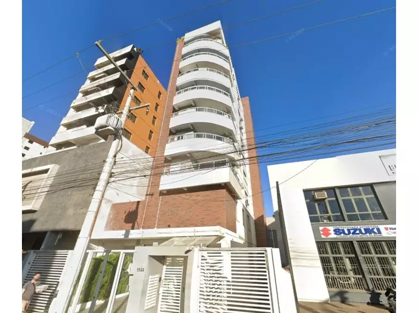 Apartamento em Leilão com 2 Quartos e 2 Banheiros