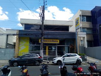 Prédio Comercial com 1 pavimento e estacionamento