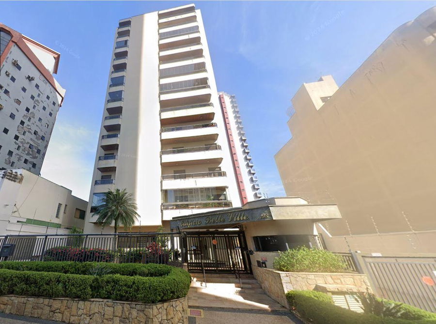 Apartamento 111 com 202,7m² privativos, desocupado e visitável