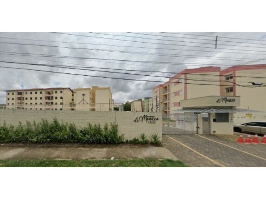 Apartamento 2 dormitórios com 1 vaga em condomínio - Ocupado