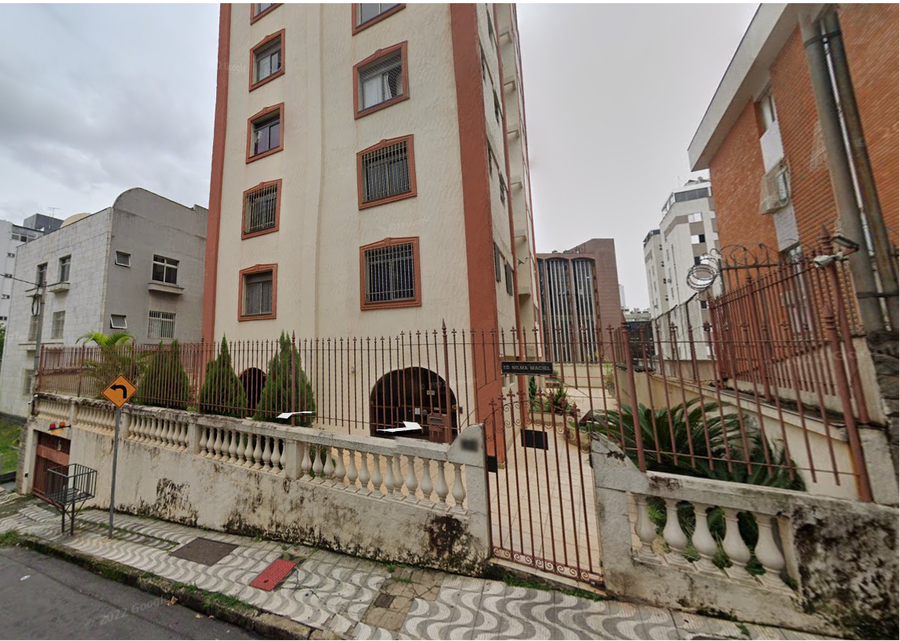 Apartamento 1 Quarto com Área de Lazer em Santo Antônio - BH