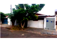Casa com 2 quartos, 1 banheiro, 36,48m² construída, vaga garagem