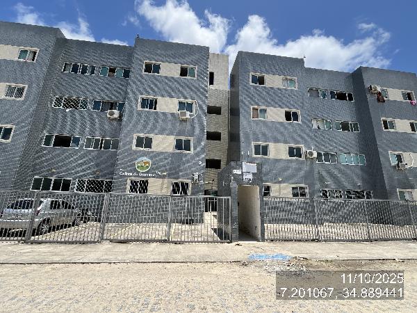 Apto 2 Quartos com Garagem em João Pessoa - 61m²
