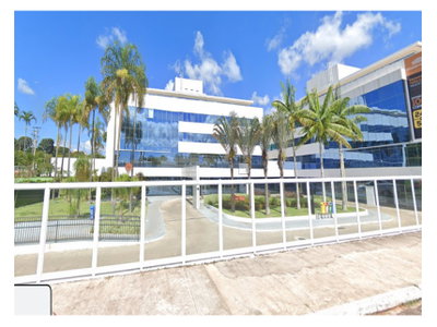 Box de garagem com 1 vaga e 18,38 m²