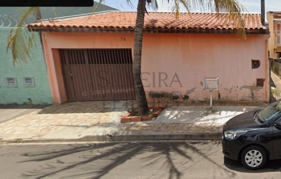 Terreno com Construção Residencial em Sumaré/SP - 359,10m²