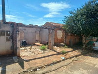Terreno 321m² com casa depredada no Jardim Nova Olinda, Londrina/PR