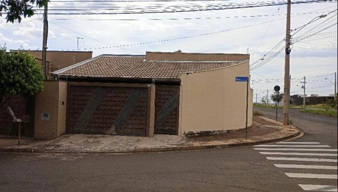Casa 157 m² com 3 quartos e 1 vaga - Jardim Itália