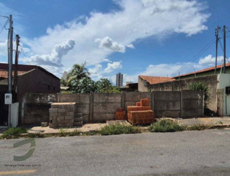 Terreno no Jardim Cuiabá, 294m²