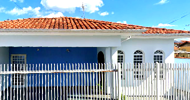 Casa com 173,62 m² em Jacutinga MG