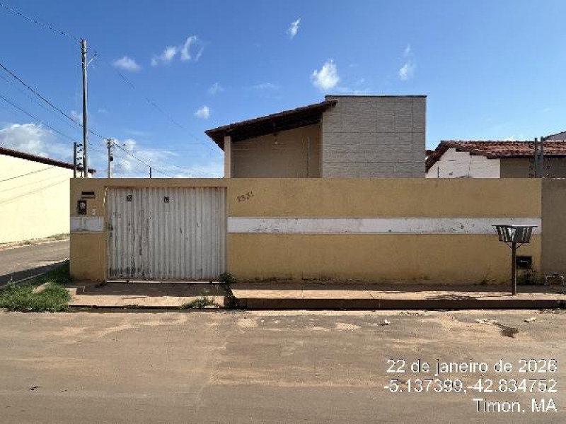 Casa com 3 quartos, 2 banheiros e 84,5 m² de área privativa