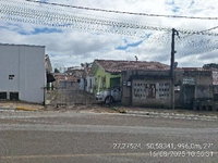 Casa com 2 quartos e 1 banheiro, área total de 56,49 m²