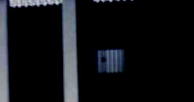 Casa padrão com 3 quartos, 2 banheiros, 1 vaga, área construída 152m²