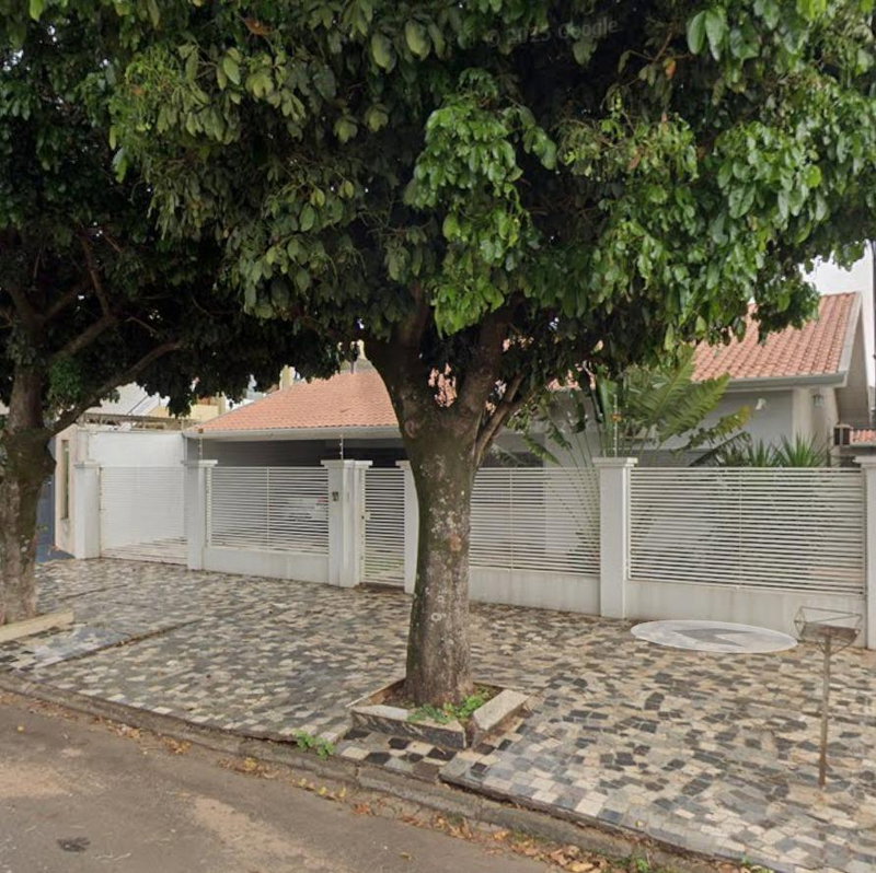 Casa Ocupada com 200.47m² de Área Construída em Paranavaí/PR