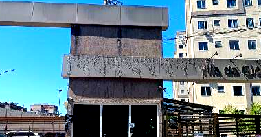 Apartamento com 2 quartos e vaga em Condomínio Residencial