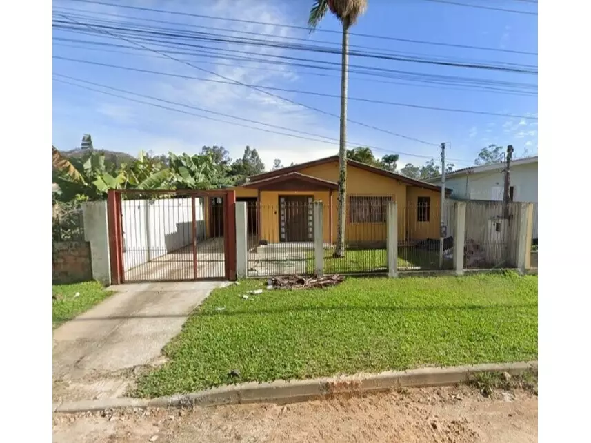 Casa Ocupada em Leilão com 195m² Construída