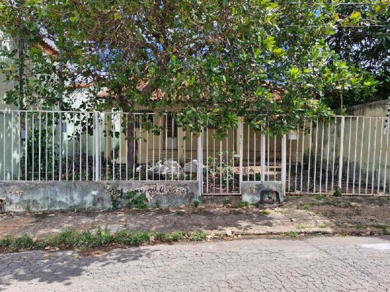 Casa com 3 Quartos em Cuiabá - Ótima Oportunidade