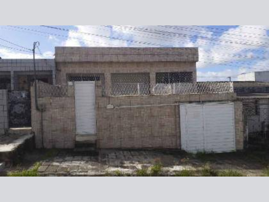 Casa Ocupada em Jardim Paulista, Paulista - PE