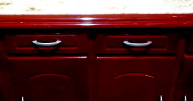 Armário Luxuoso de Mármore e Madeira - Lote 102