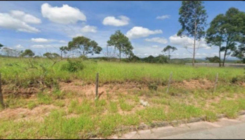 Terreno de 2.500m² em Loteamento Chácara Caiuás