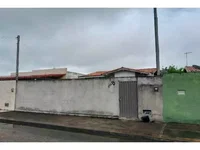 Casa Ocupada com 200m² de Terreno em Bela Macaba