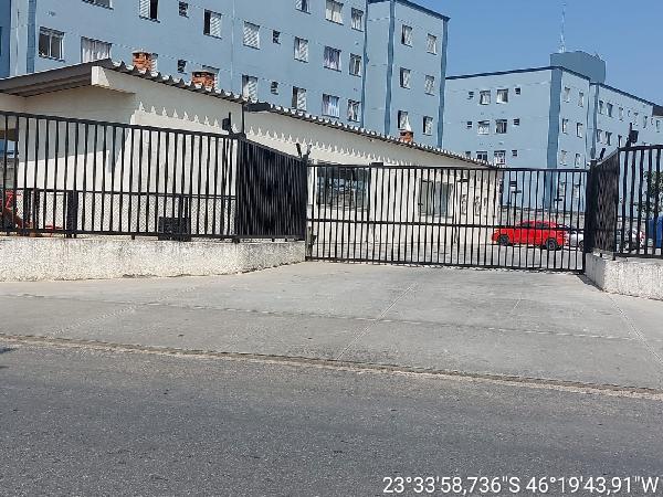 Apartamento com 2 Quartos e 1 Vaga em Suzano