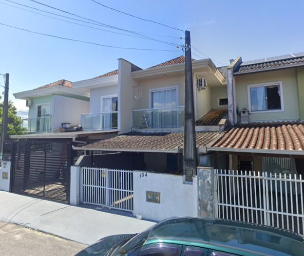 Casa com 107m² em Joinville - Oportunidade Única