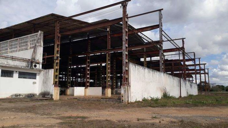 Imóvel Industrial com 63.695m² de Terreno e 10.030m² Construída em Campos dos Goytacazes/RJ