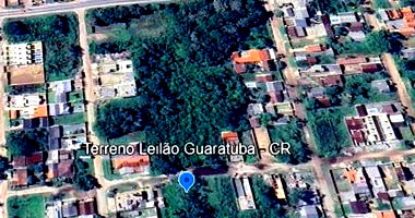 Amplo Terreno de 390m² em Área Desocupada, Ideal para Construção