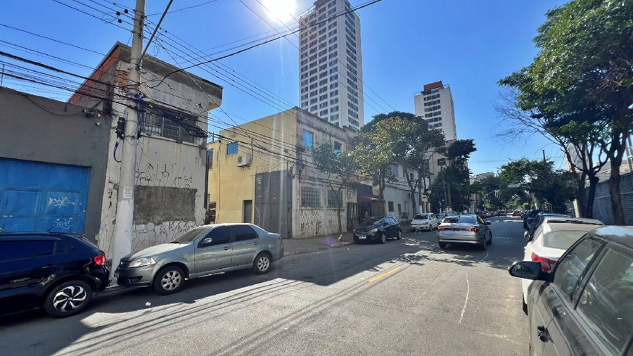 Prédio com Terreno na Mooca, São Paulo