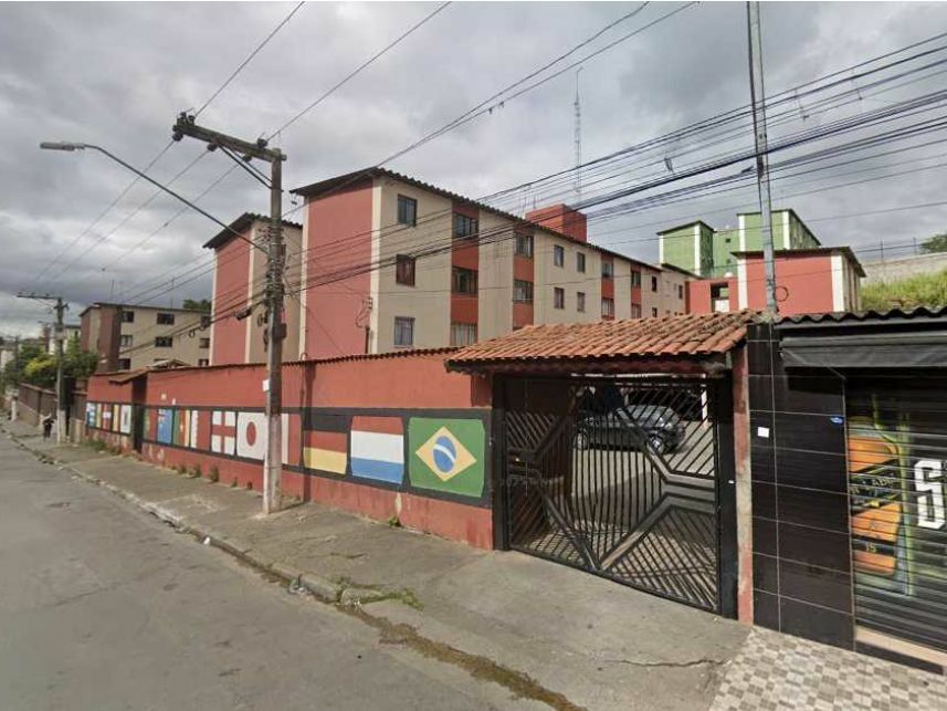 Apartamento com 42m² em Guaianazes - Leilão