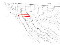 Terreno com 1.693m² com declive e vegetação nativa