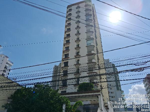 Apartamento de 234,91m² com 1 vaga no Centro - Juiz de Fora
