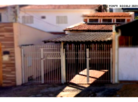 Terreno com casa 2 quartos, 1 banheiro, área de serviço, 104m²