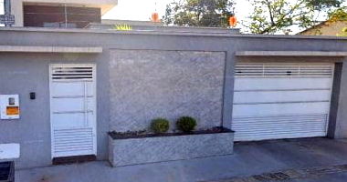 Casa 162m² com terreno de 300m² - Ocupada