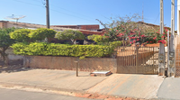 Casa com 74,74 m² em terreno de 250 m², ocupada