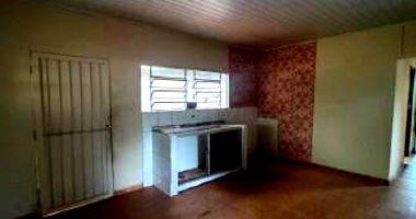 Terreno com Casa em Londrina - Oportunidade Única!