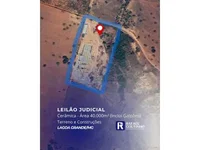 Área com Cerâmica e Galpões em Lagoa Grande/MG