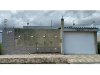 Casa Ocupada com 160m² de Terreno em Vitória de Santo Antão