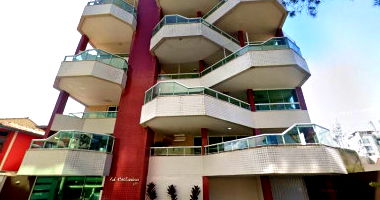 Apartamento com 4 quartos em Macaé/RJ