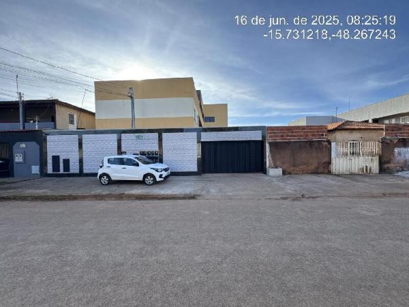 Apartamento com 2 quartos em Águas Lindas de Goiás/GO