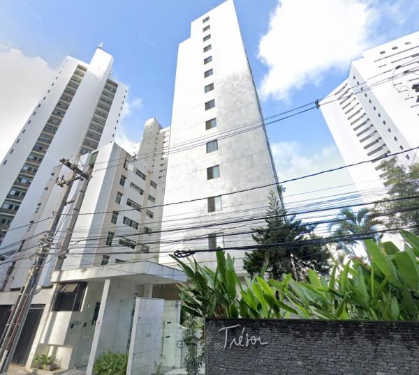 Apartamento 901, 192m², 4 quartos, 2 suítes, 3 vagas