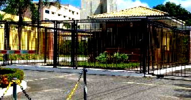 Casa com 3 quartos em Lauro de Freitas/BA